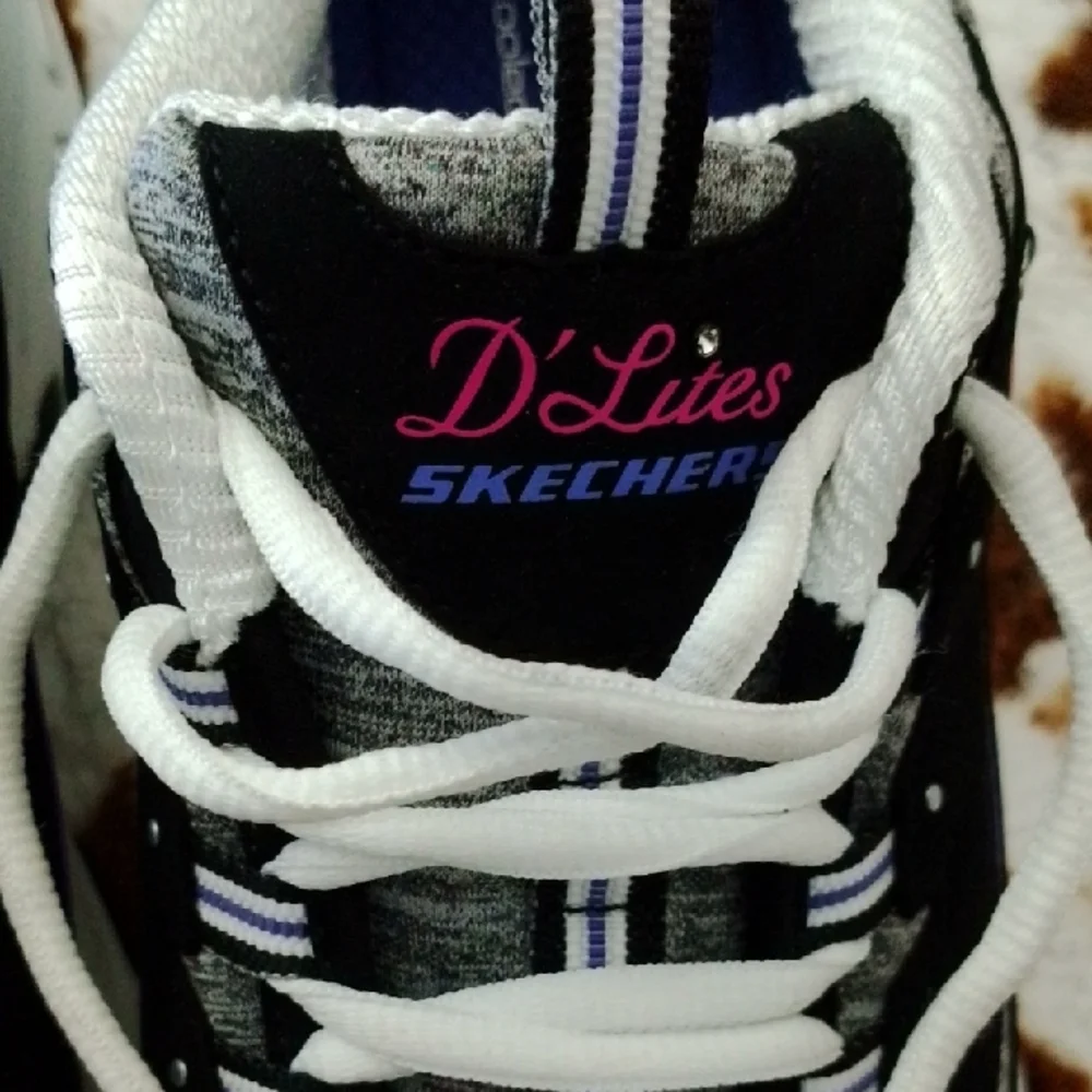 Skechers D'Lites Black and White Sneakers - Picture 3 of 4